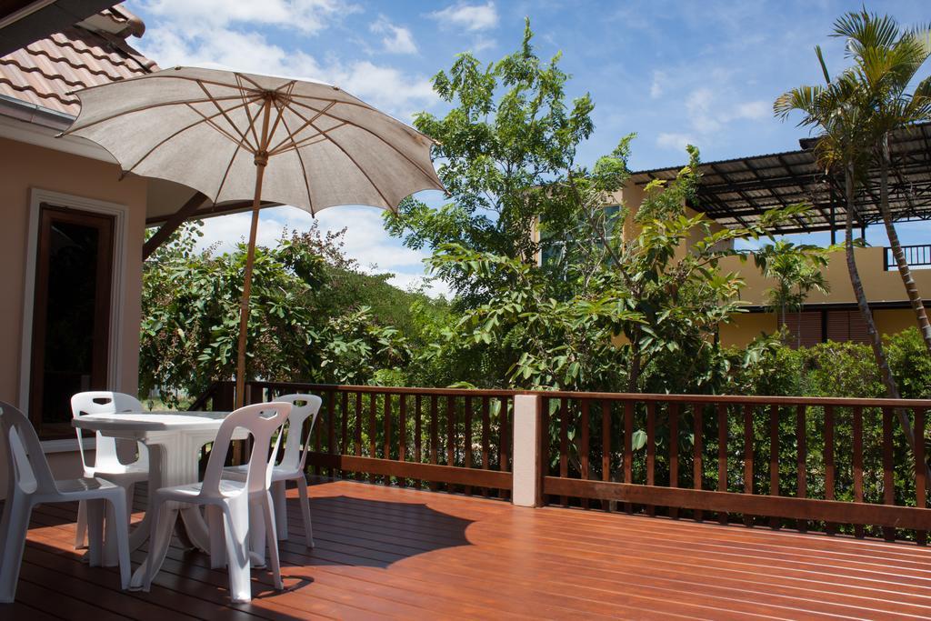 Hotel Sweet Honey Pranburi Sam Roi Yot Exterior foto